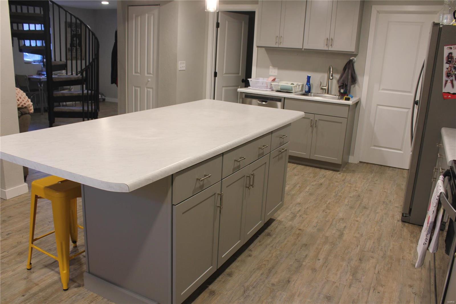 1519 Gerber Road Edwardsville, IL 62025 - Photo 7 of 44 Gallery Image 7