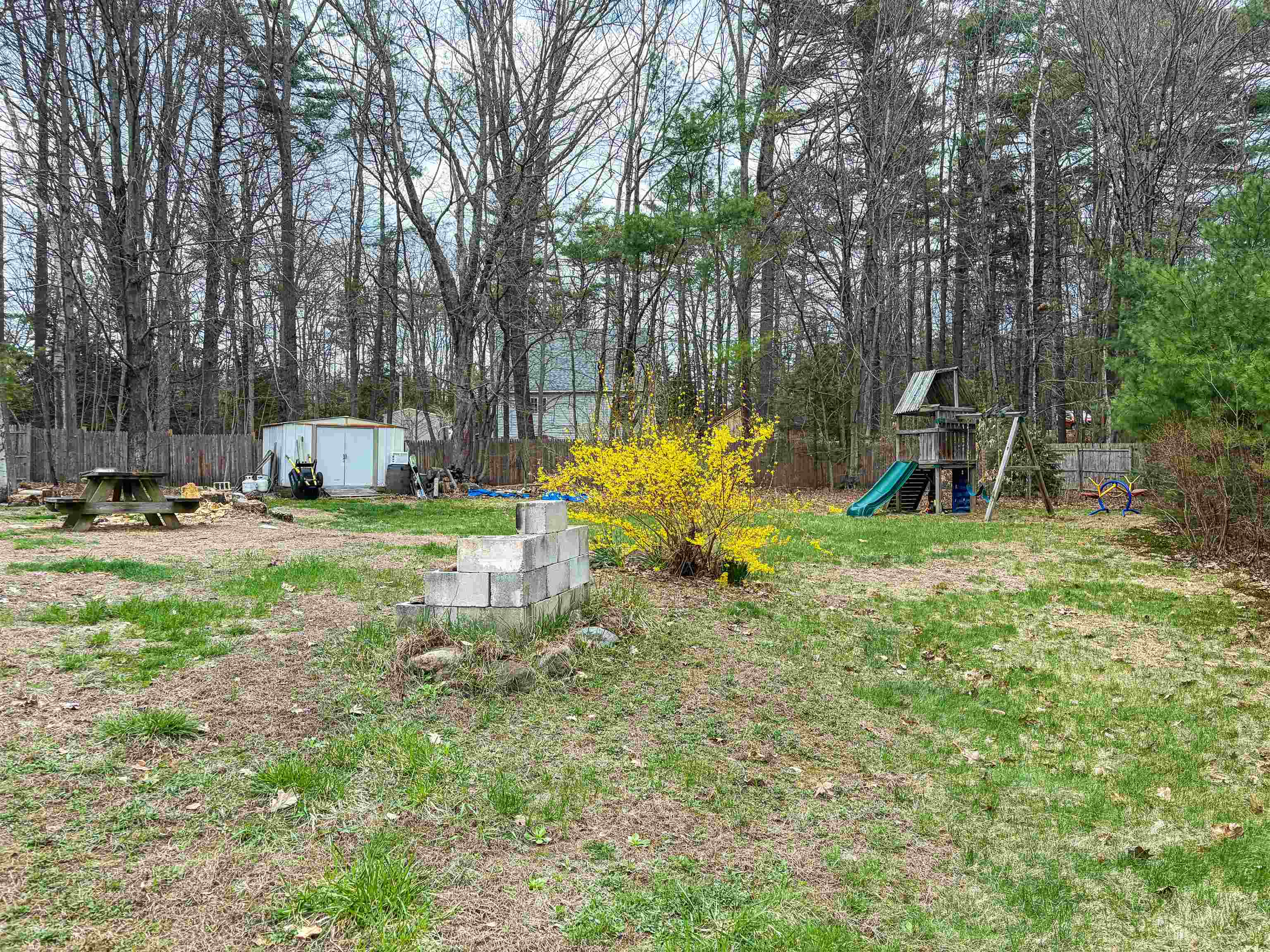 139 Squantum Road Jaffrey, NH 03452 - Photo 4 of 20