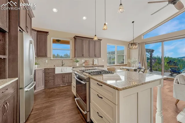 $890,000 | 1260 Glenrock Drive, Colorado Springs, CO 80926