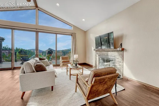 $890,000 | 1260 Glenrock Drive, Colorado Springs, CO 80926