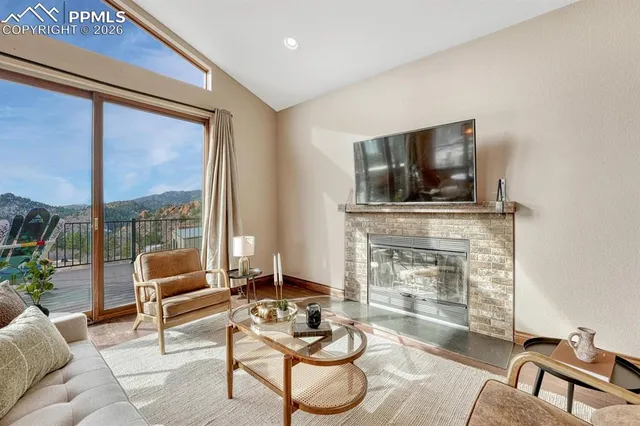 $890,000 | 1260 Glenrock Drive, Colorado Springs, CO 80926