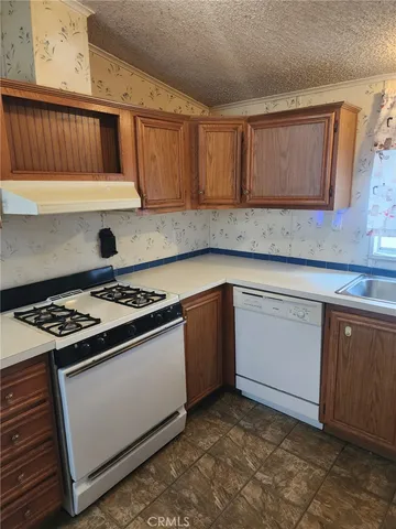 $125,000 | 16950 Gramercy Place, Unit 23A, Gardena, CA 90247