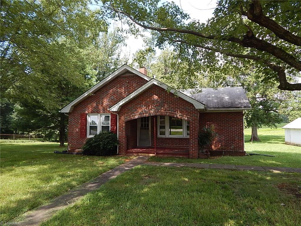 1624 Chestnut Grove Road King, NC 27021 - Photo 1 of 16