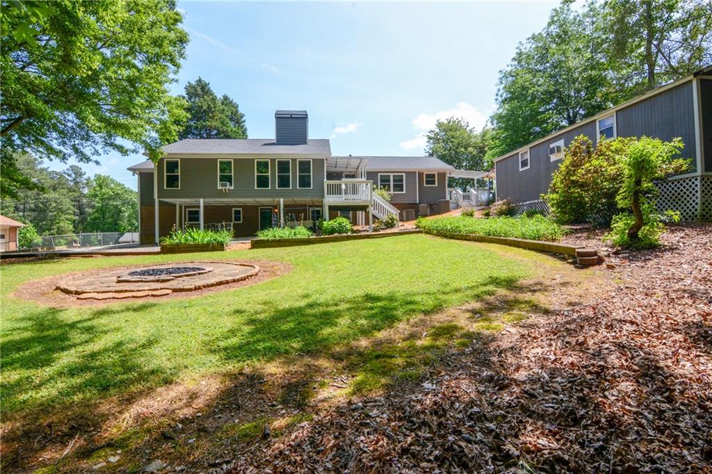 1657 Hewatt Road Southwest Lilburn, GA 30047 - Photo 32 of 40