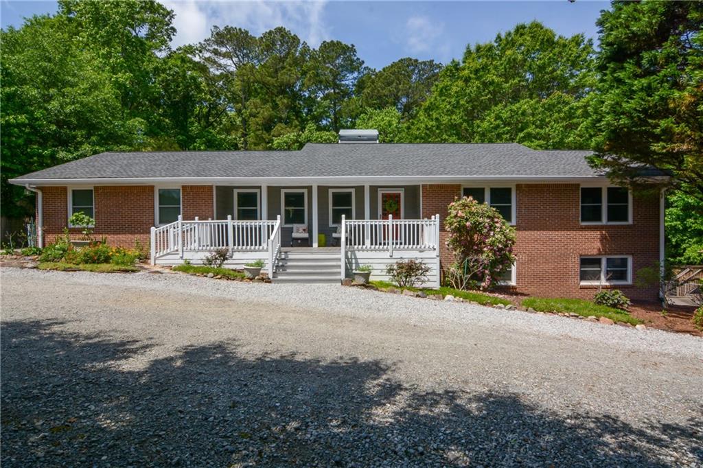1657 Hewatt Road Southwest Lilburn, GA 30047 - Photo 4 of 40