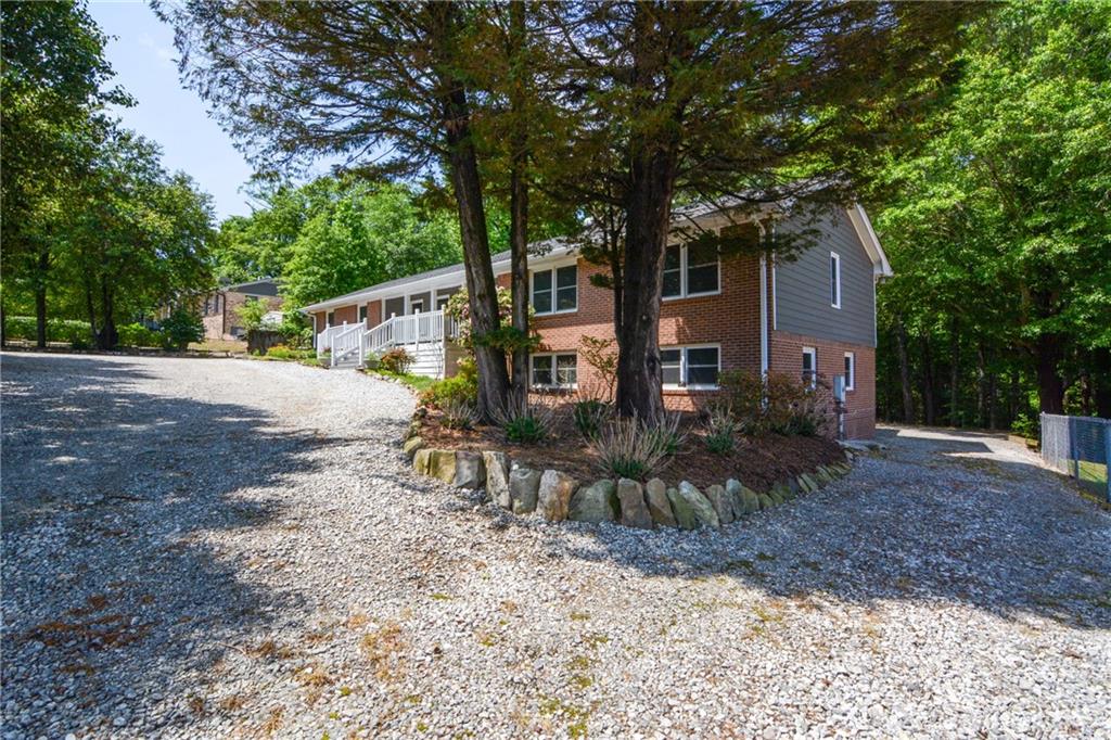 1657 Hewatt Road Southwest Lilburn, GA 30047 - Photo 6 of 40