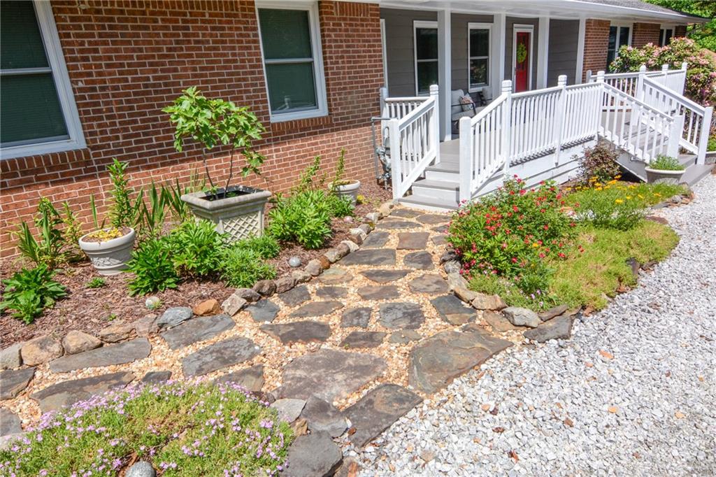 1657 Hewatt Road Southwest Lilburn, GA 30047 - Photo 7 of 40