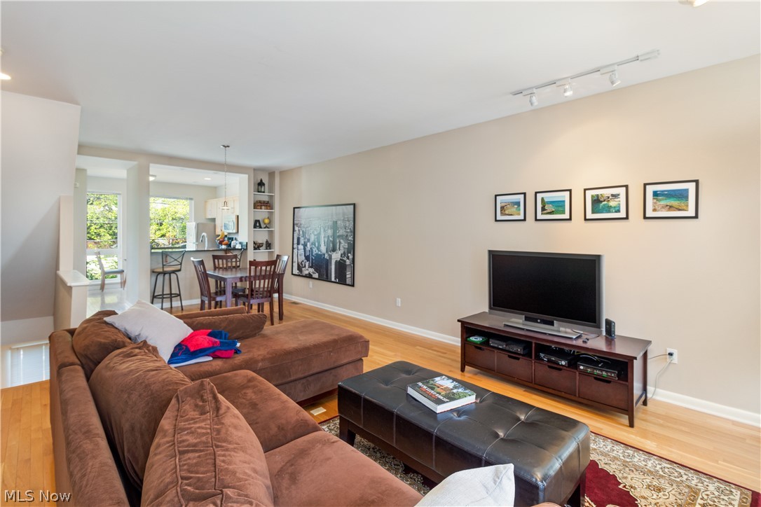 1791 Lee Road Cleveland, OH 44118 - Photo 11 of 19 Gallery Image 11