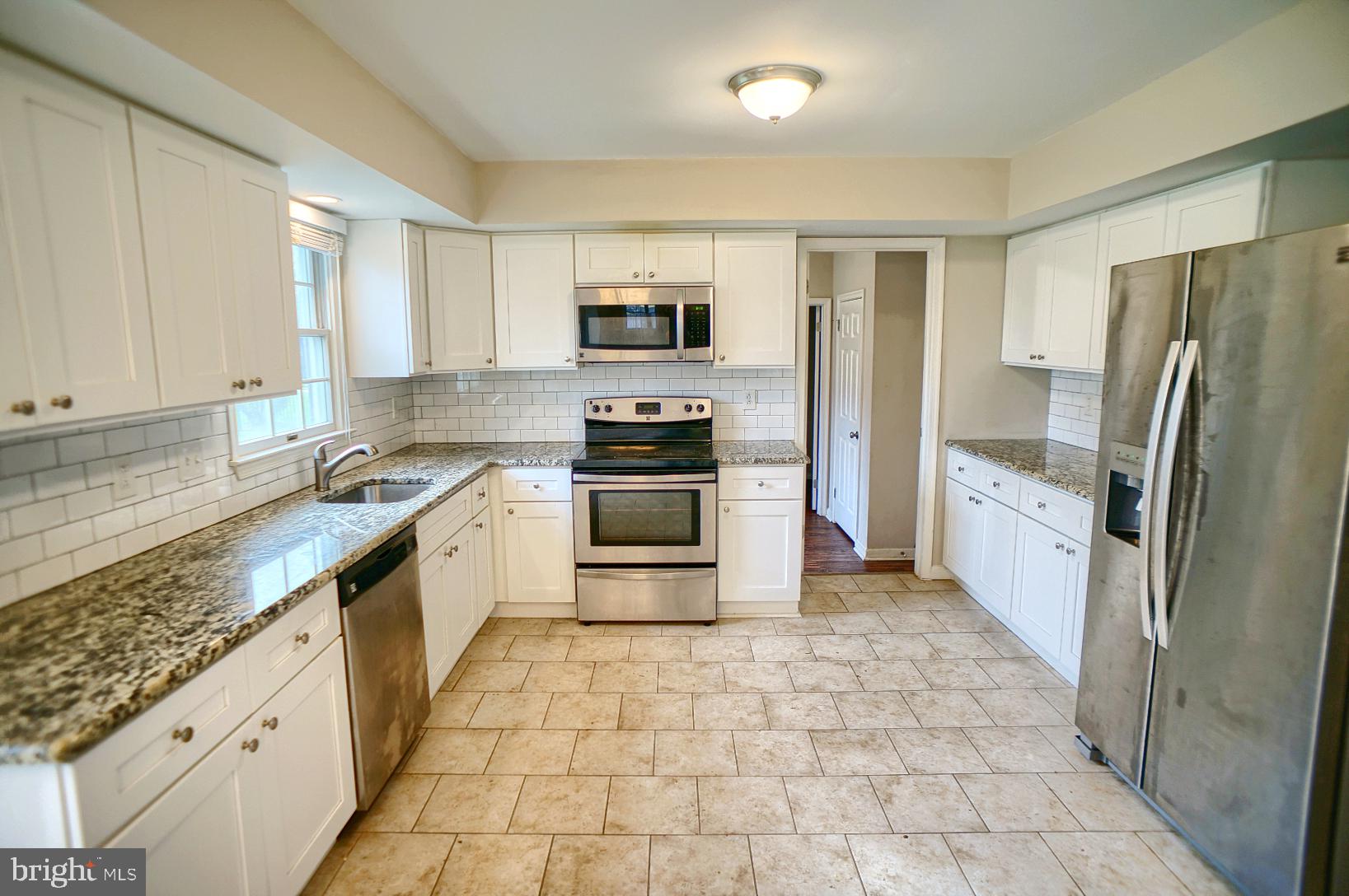 1581 Bergey Road Hatfield, PA 19440 - Photo 6 of 25 Gallery Image 6