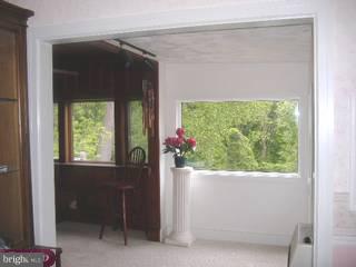7617 Parkview Road Upper Darby, PA 19082 - Photo 5 of 6 Gallery Image 5