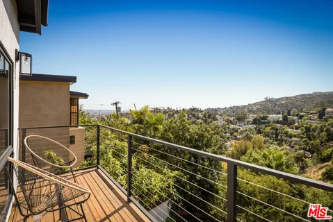 $1,495,000 | 6374 Macal Place, Los Angeles, CA 90068