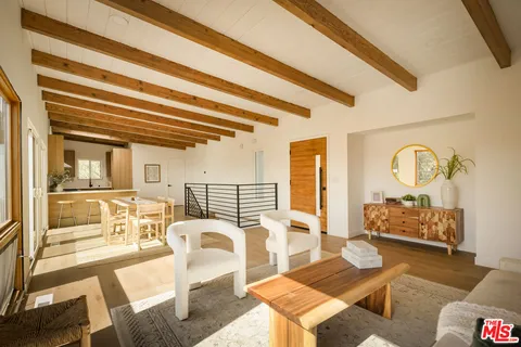 $1,495,000 | 6374 Macal Place, Los Angeles, CA 90068