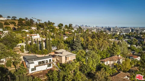 $1,495,000 | 6374 Macal Place, Los Angeles, CA 90068