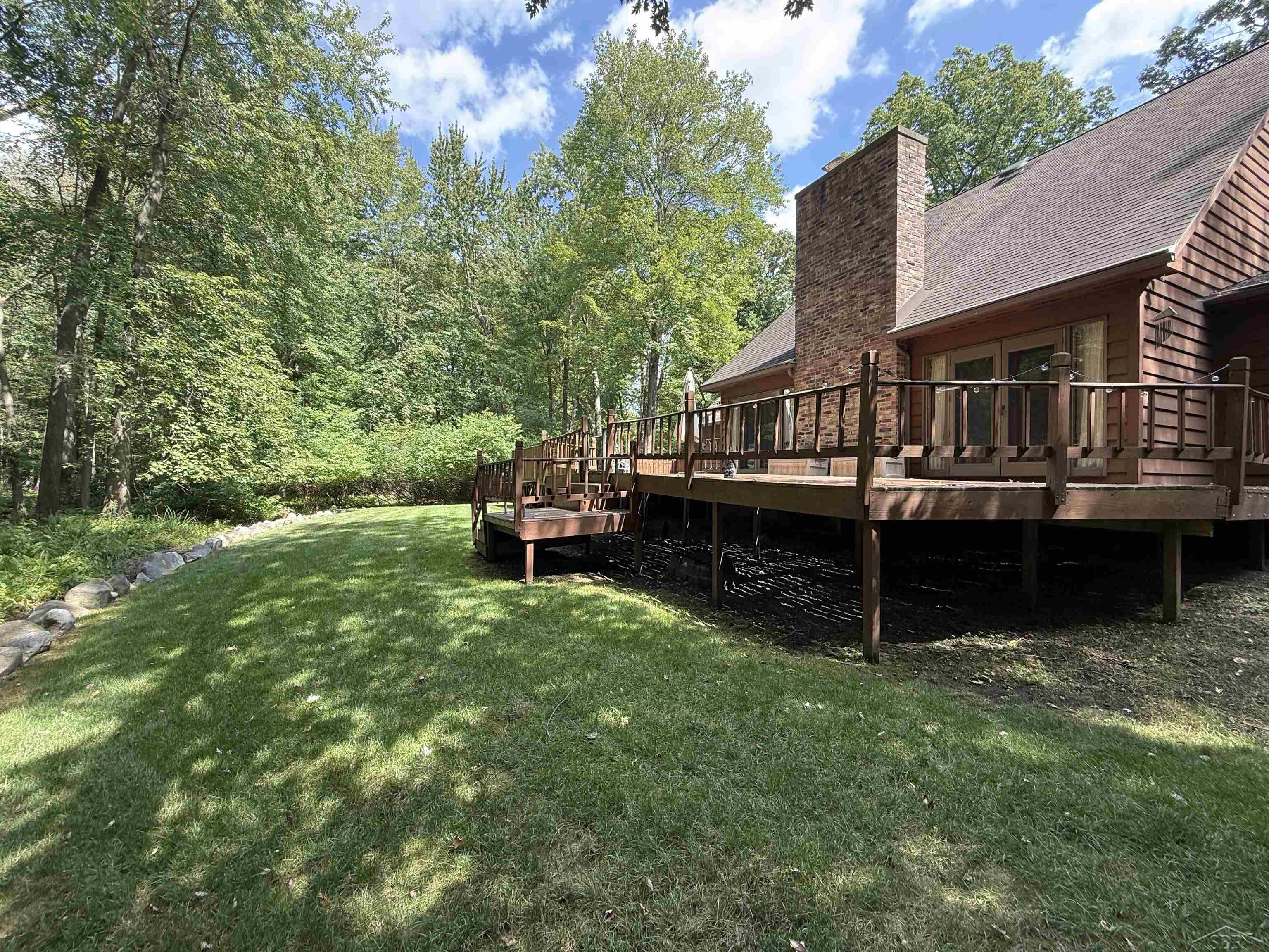 1825 North Miller Road Saginaw, MI 48609 - Photo 43 of 57 50220238-bbc8d265-2973-4a79-8b97-8d7ba2e6843b.JPG