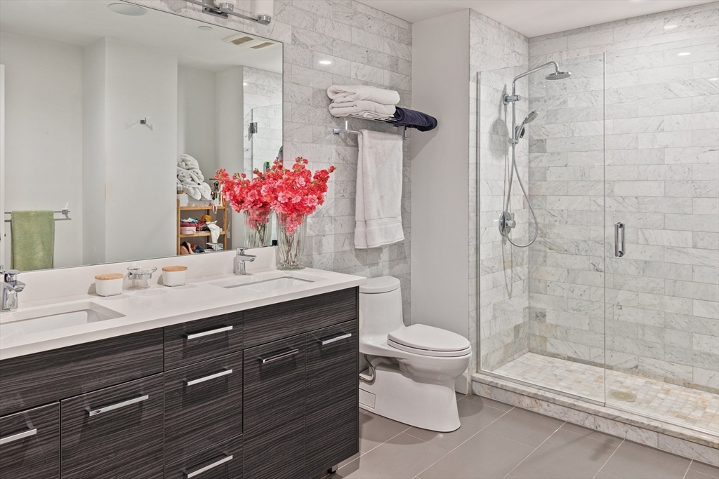 14 West Broadway, Unit 307 Boston, MA 02127 - Photo 8 of 16