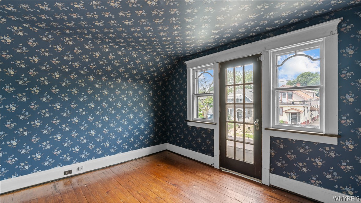 247 Rounds Avenue Buffalo, NY 14215 - Photo 21 of 37