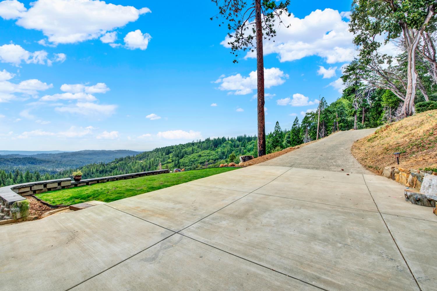 4560 8 Mile Road Camino, CA 95709 - Photo 20 of 94