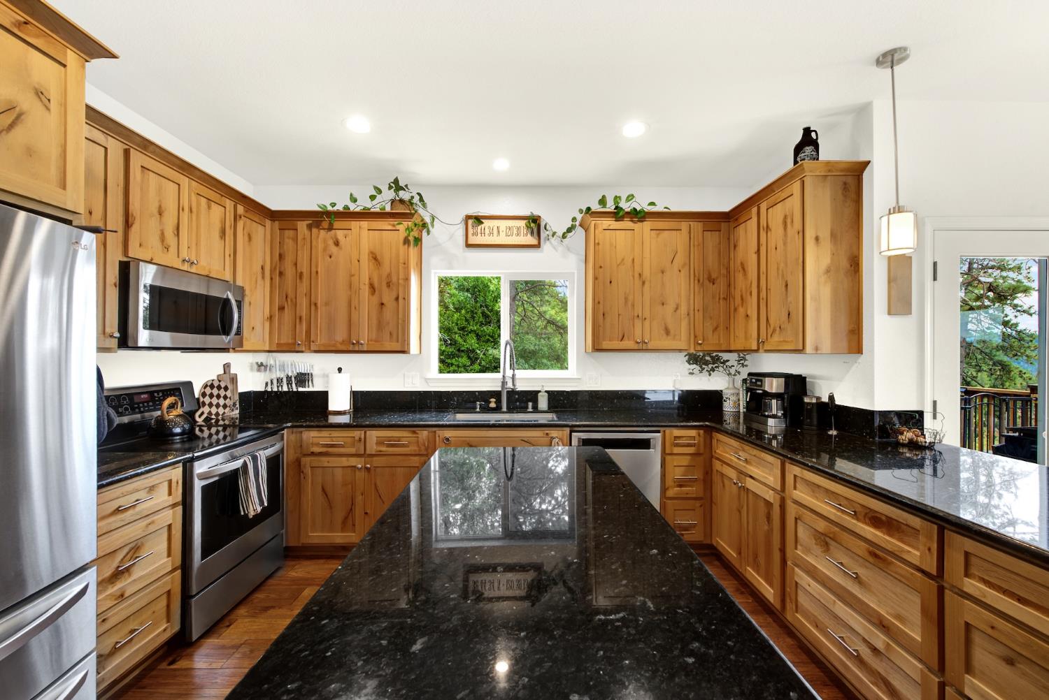 4560 8 Mile Road Camino, CA 95709 - Photo 38 of 94