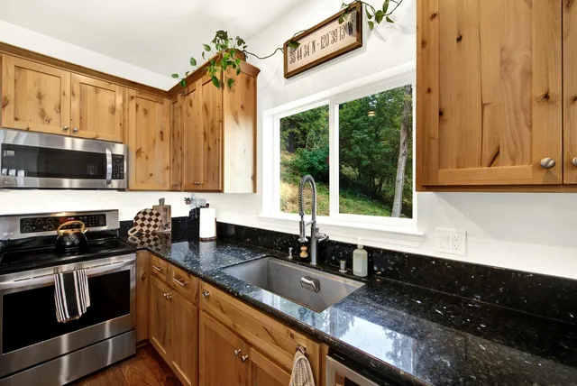 $639,000 | 4560 8 Mile Road, Camino, CA 95709