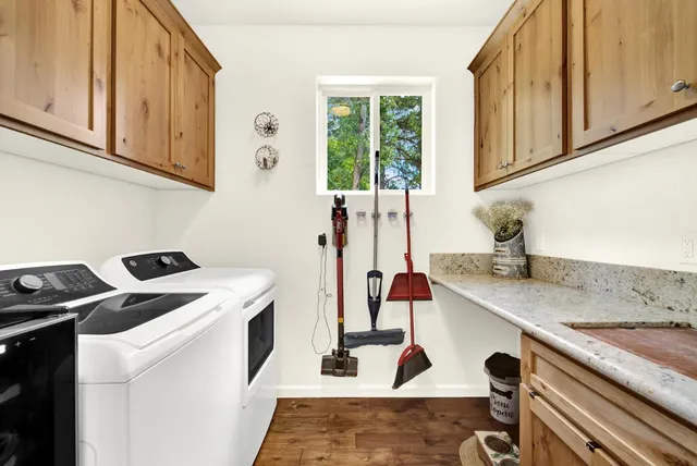 $639,000 | 4560 8 Mile Road, Camino, CA 95709