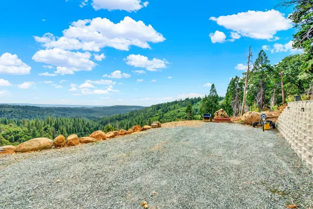 $639,000 | 4560 8 Mile Road, Camino, CA 95709