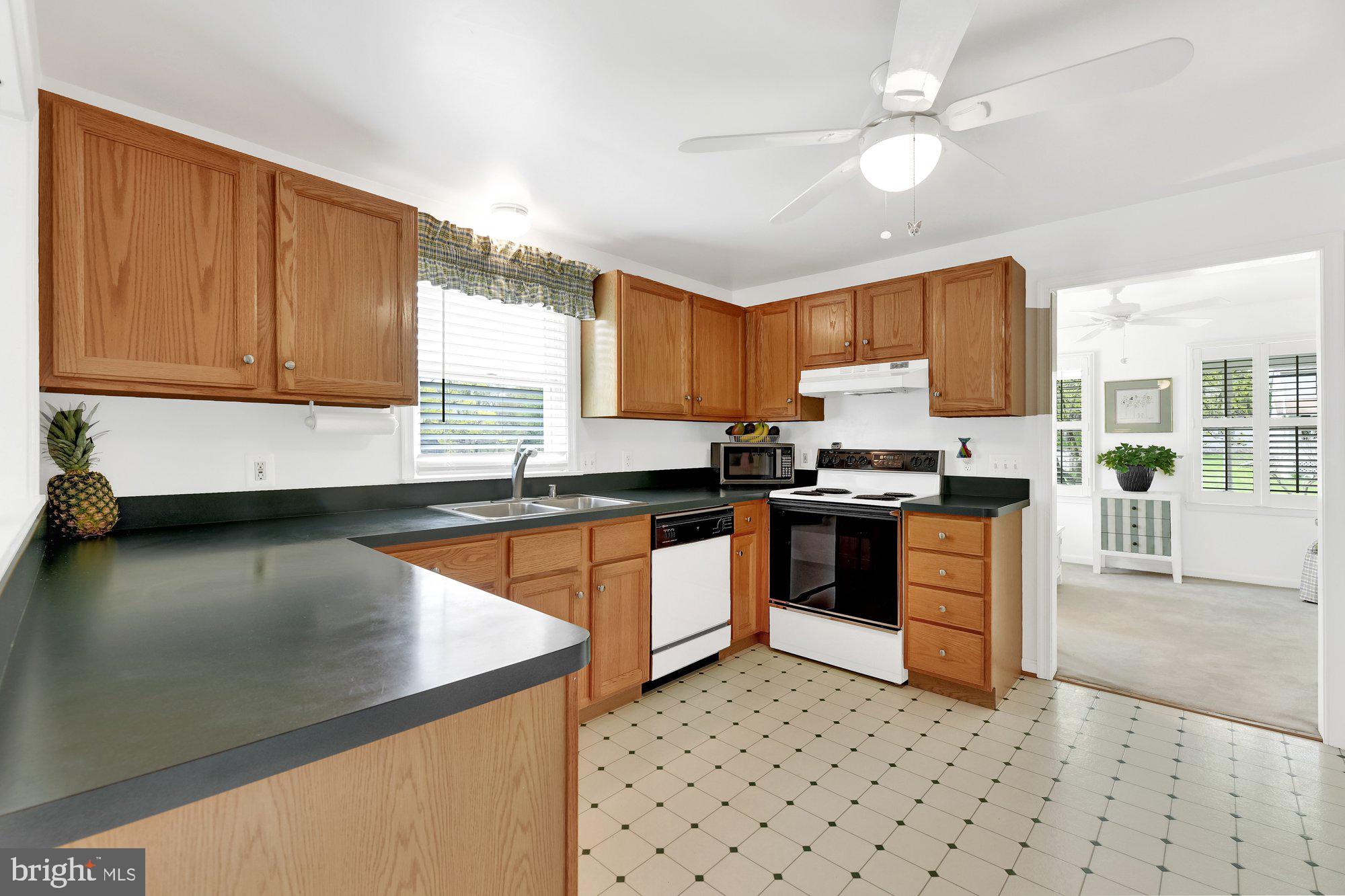 2719 Paper Mill Road Phoenix, MD 21131 - Photo 8 of 30