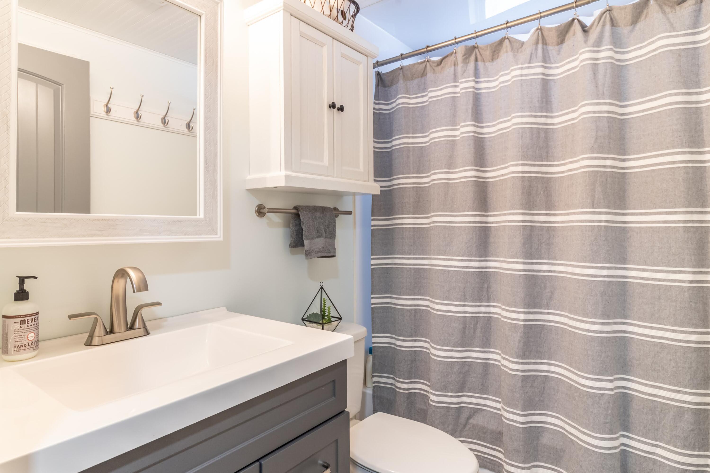 425 Clewleyville Road Holden, ME 04429 - Photo 34 of 55 425 Clewleyville Road Interiors-8