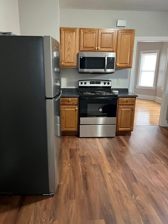 824 Sumner Avenue Springfield, MA 01108 - Photo 4 of 13