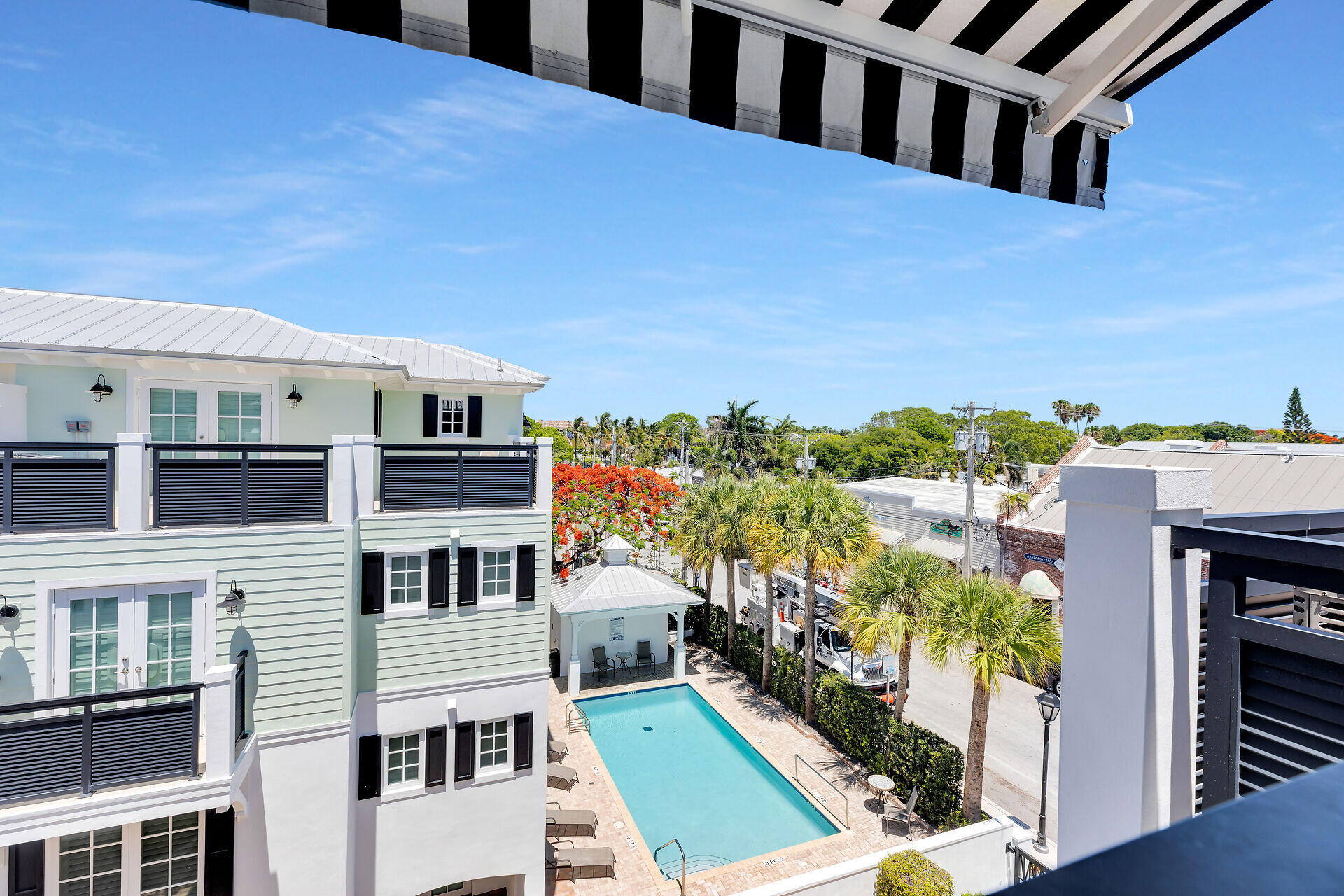 141 Simonton Street Key West, FL 33040 - Photo 2 of 49 a view of a city with tall buildings