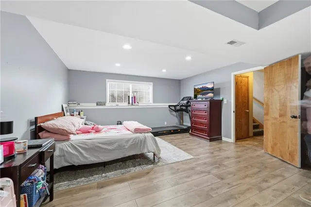 $354,900 | 1810 Northwest Bradford Court, Grain Valley, MO 64029