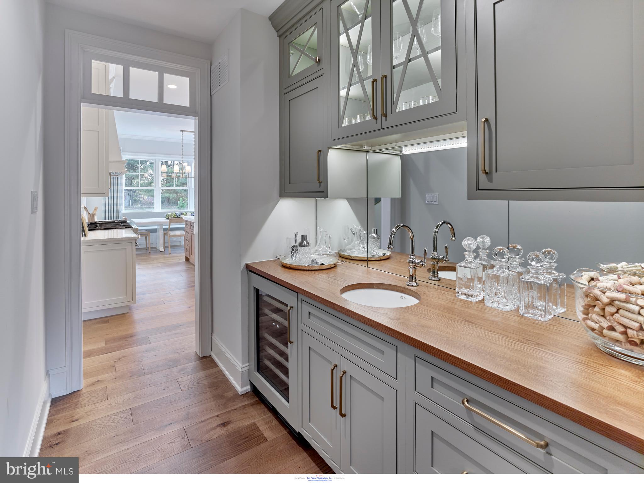 225 Walnut Tree Lane Malvern, PA 19355 - Photo 5 of 40