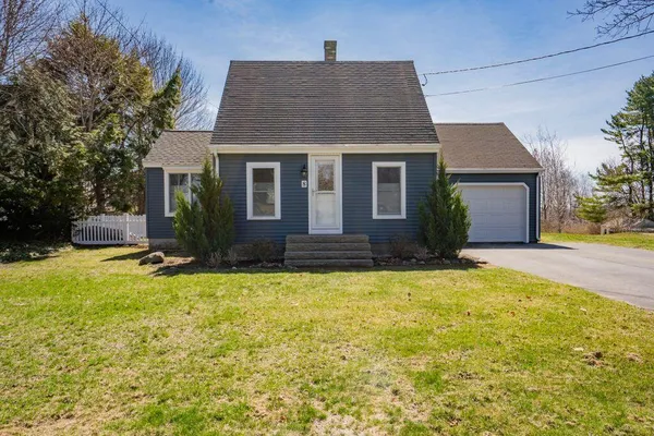 $450,000 | 8 Bickford Street, Scarborough, ME 04074