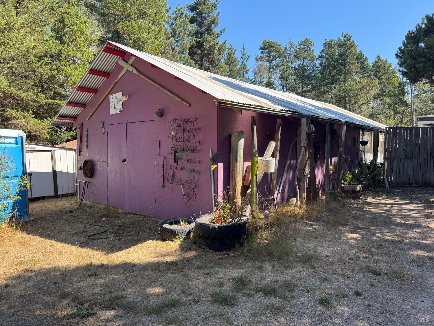 28270 Albion Ridge Road Albion, CA 95410 - Photo 13 of 22 a view of a barn