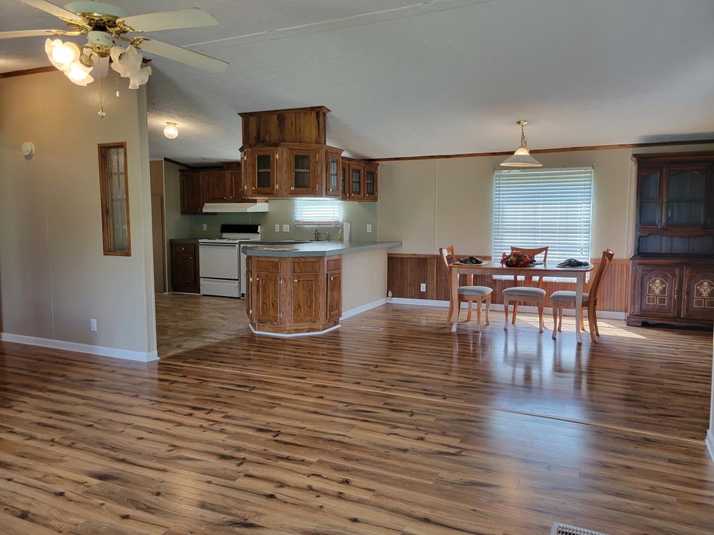 3040 Cedar Springs Road Sugar Grove, VA 24375 - Photo 14 of 35 Gallery Image 14