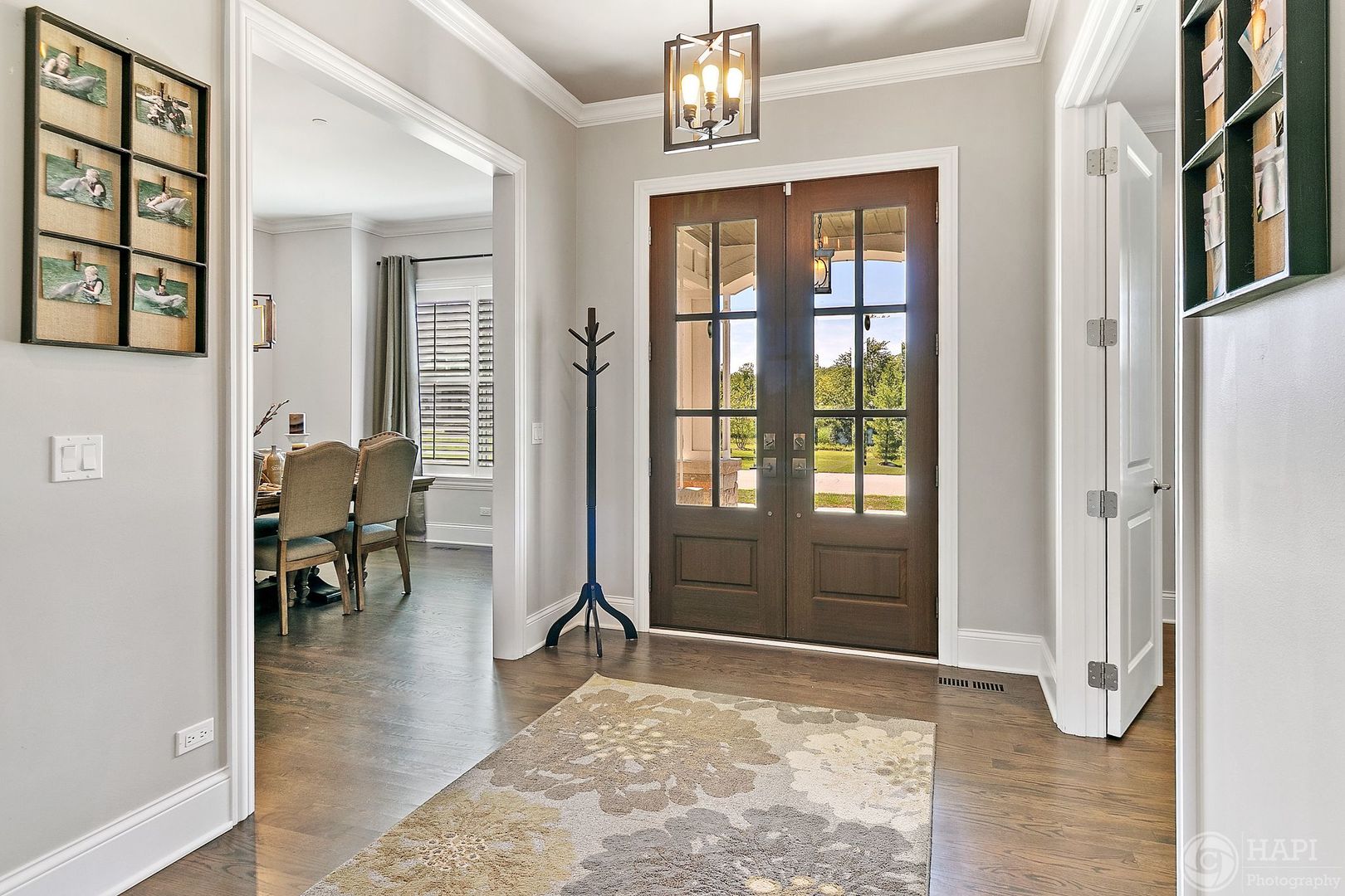 26021 West Sunset Road Barrington, IL 60010 - Photo 2 of 39 a view of livingroom with furniture and window