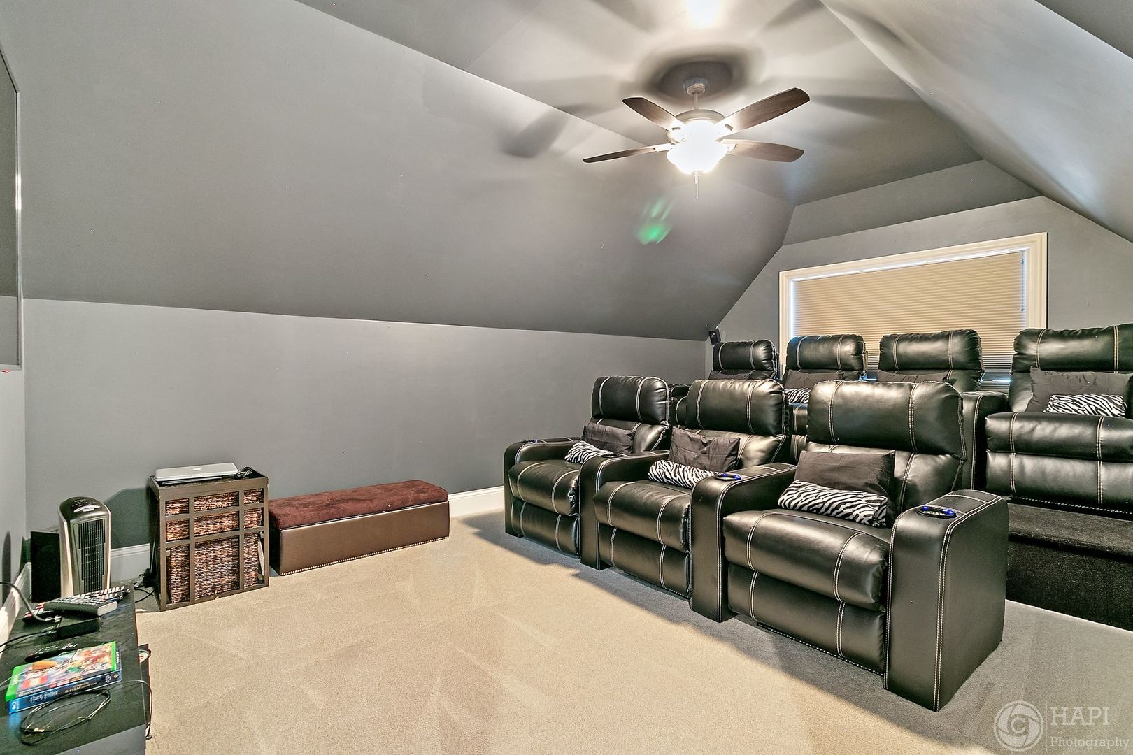 26021 West Sunset Road Barrington, IL 60010 - Photo 27 of 39 a living room with furniture