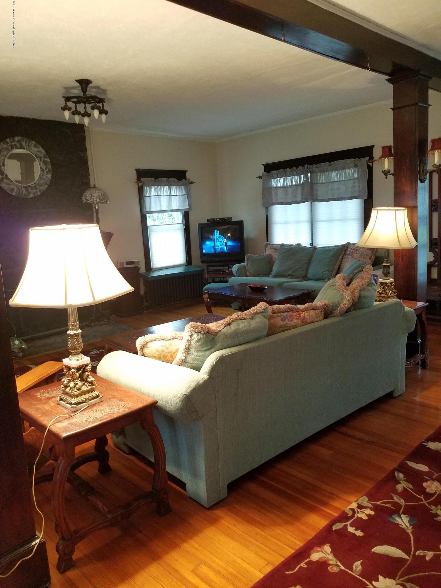 79 Rector Place Red Bank, NJ 07701 - Photo 6 of 42 LR 3