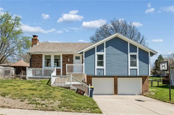 $315,000 | 7316 Northwest 78th Street, Kansas City, MO 64152