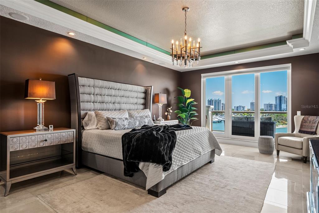 464 Golden Gate Point, Unit 703 Sarasota, FL 34236 - Photo 44 of 88