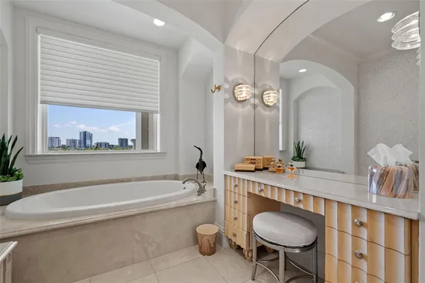 $3,995,000 | 464 Golden Gate Point, Unit 703, Sarasota, FL 34236