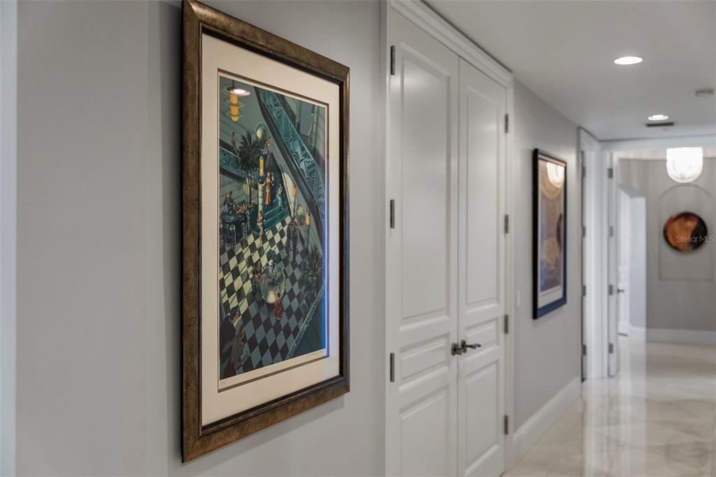 464 Golden Gate Point, Unit 703 Sarasota, FL 34236 - Photo 65 of 88