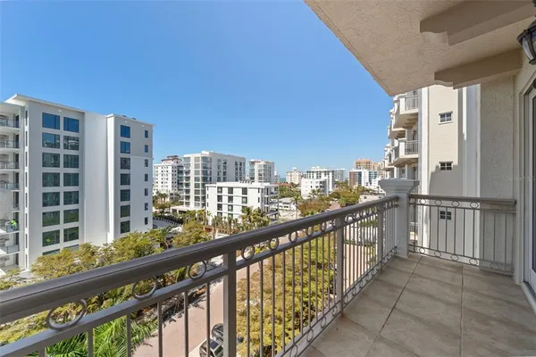 $3,995,000 | 464 Golden Gate Point, Unit 703, Sarasota, FL 34236