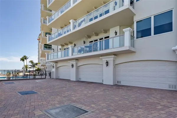 $3,995,000 | 464 Golden Gate Point, Unit 703, Sarasota, FL 34236