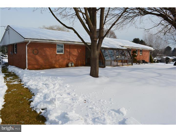 386 Grange Road Allentown, PA 18106 - Photo 6 of 16 Exterior Back