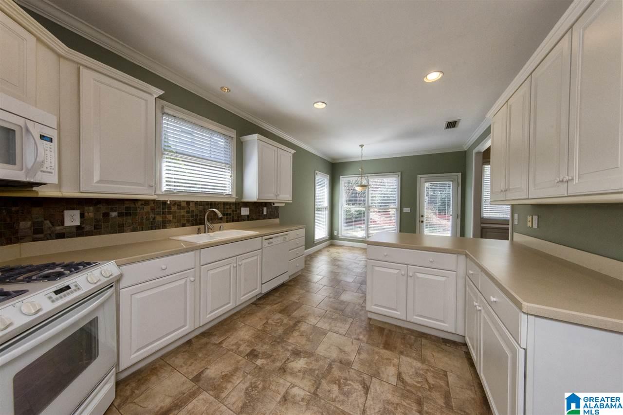 2642 Hackberry Road Birmingham, AL 35226 - Photo 12 of 31
