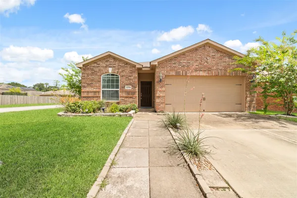 $1,950 | 12054 Fairquarter Lane, Pinehurst, TX 77362