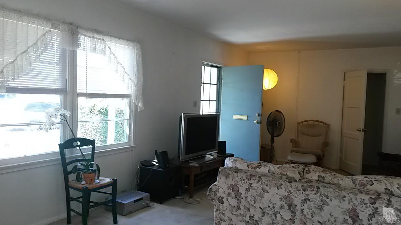 641 West Roderick Avenue Oxnard, CA 93030 - Photo 5 of 13 Additional Photo