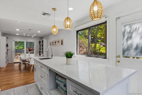 $1,050,000 | 40 Donald Drive, Hastings-on-Hudson, NY 10706