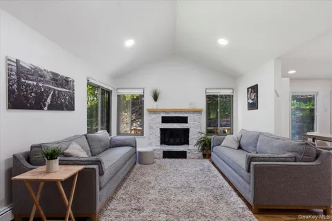 $1,050,000 | 40 Donald Drive, Hastings-on-Hudson, NY 10706