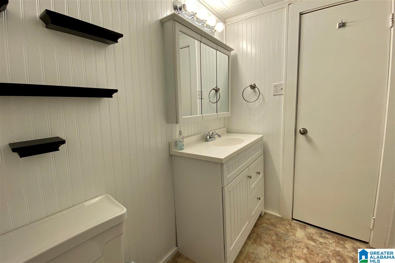 2782 Choccolocco Road Anniston, AL 36207 - Photo 12 of 46